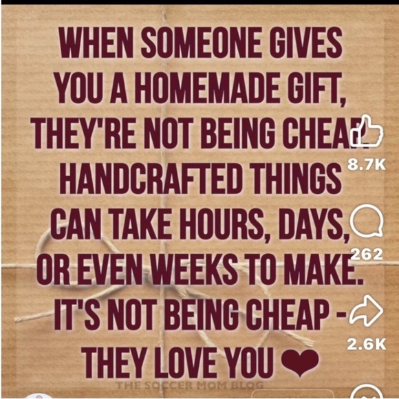 Christmas gift show in 40 minutes! Cone support me and get some great presents! - Picture 12 of 16